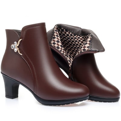 BCEBYL Φθινόπωρο και χειμώνας νέα μόδα με βελούδινες κοντές μπότες ζεστά βαμβακερά παπούτσια casual αθλητικές μπότες γυναικεία βαμβακερά παπούτσια 2023