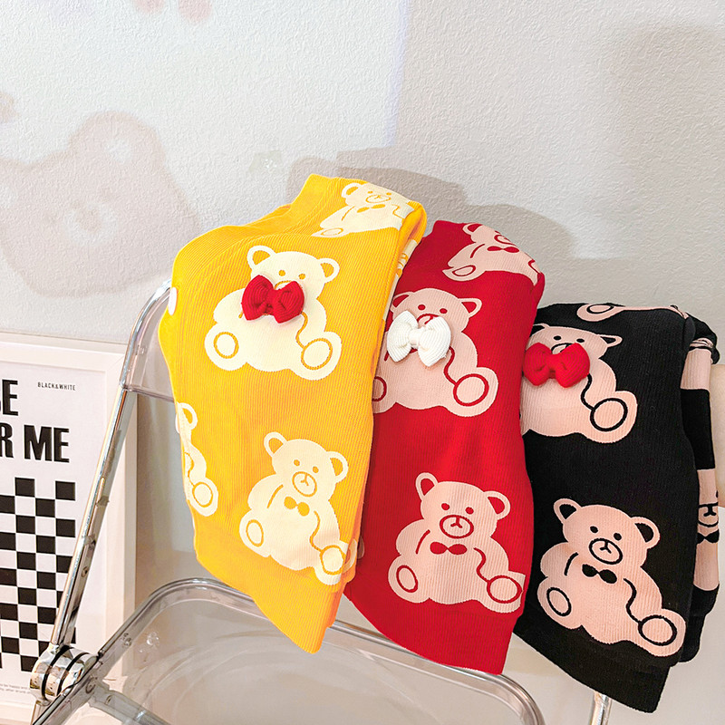 Kevad beebipoiste rõivakomplektid Multifilmid Karu Lastemantlid T-särk Püksid Mugavad laste kostüümid Imiku vabaajariided Komplektid