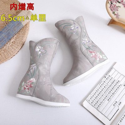 Etnilised tikitud naiste saapad Hanfu kingad Talvised kõrged naiste saapad soojad pojeng lilledega tikitud kingad Naiste riidest kingad