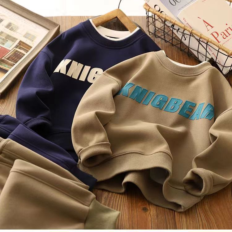 Αγορικό κοστούμι 2023 Άνοιξη και Φθινόπωρο Νέα Αθλητικά Ανοιξιάτικα Σετ Πουλόβερ για αγόρι Leisure