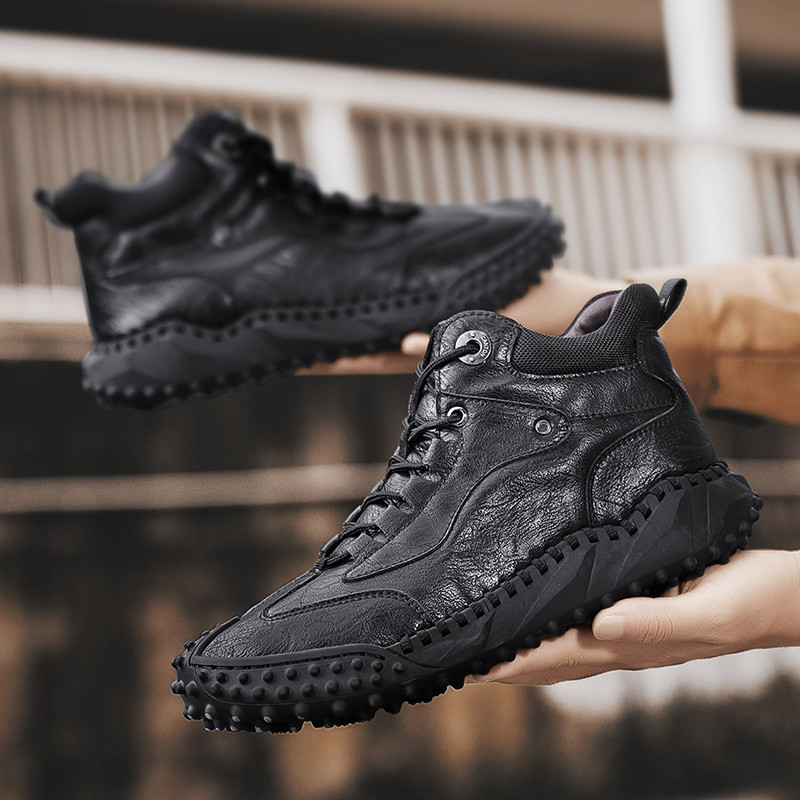 Käsitsi valmistatud nahast meeste saapad 2023 Klassikalised poolsaapad Klassikalised lamedad kuummüük Mokassiinid Mugavad pehmed mootorrataste vabaajajalatsid