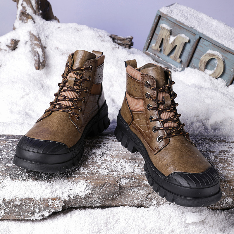 Käsitsi valmistatud nahast meeste saapad 2023 Klassikalised poolsaapad Klassikalised lamedad kuumad Mokassiinid Mugavad pehmed mootorrataste vabaajajalatsid