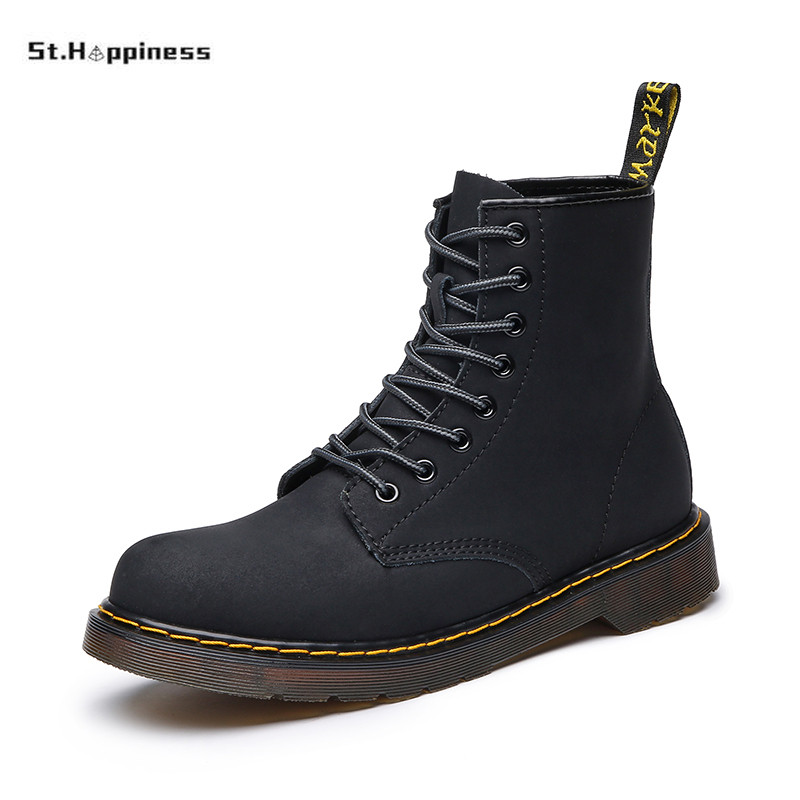 Brändi meeste saapad Käsitsi valmistatud meeste poolsaapad välistingimustes veekindlad meeste tööjalatsid Mood meeste kleidikingad Paeltega meeste mokassiinid