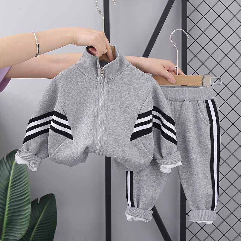 Sügis beebipoiste rõivakomplektid Lastele Triibulised lukuga jakid + püksid 2tk Komplektid Lasteriided Spordiülikond poisile vanuses 1-5 aastat