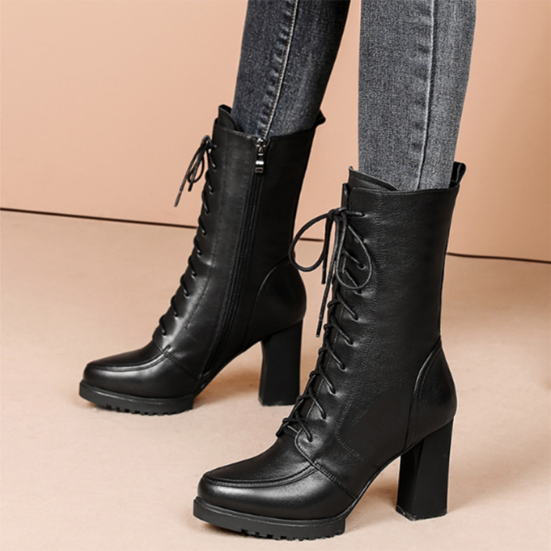 Rimocy Ζεστές κοντές βελούδινες χειμερινές μπότες για γυναίκες 2022 Ψηλοτάκουνα Pu Δερμάτινες μπότες μέσης γάμπας Γυναικεία πλατφόρμα μοτοσικλέτας Botas παπούτσια