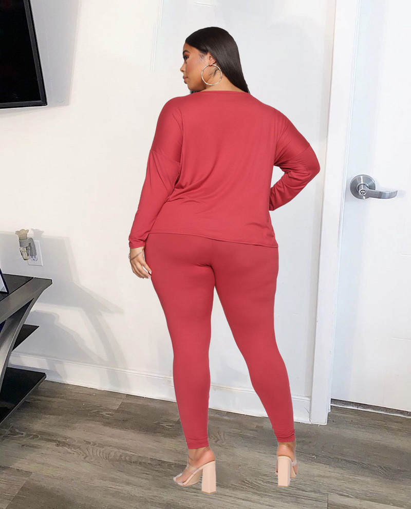 SOMOIA suures suuruses naisteriided vabaajarõivad ees ja taga, lahtised suurte pikkade varrukatega kaheosalised komplektid, hulgikaubandus