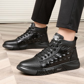 Pluss Velvet pitsidega meeste saapad Uued kingad meestele Talvise krokodilli mustriga soojad õuesaapad Platvormi mustad meeste puuvillased kingad