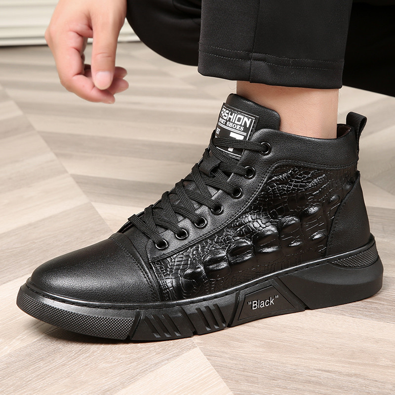 Pluss Velvet pitsidega meeste saapad Uued kingad meestele Talvise krokodilli mustriga soojad õuesaapad Platvormi mustad meeste puuvillased kingad