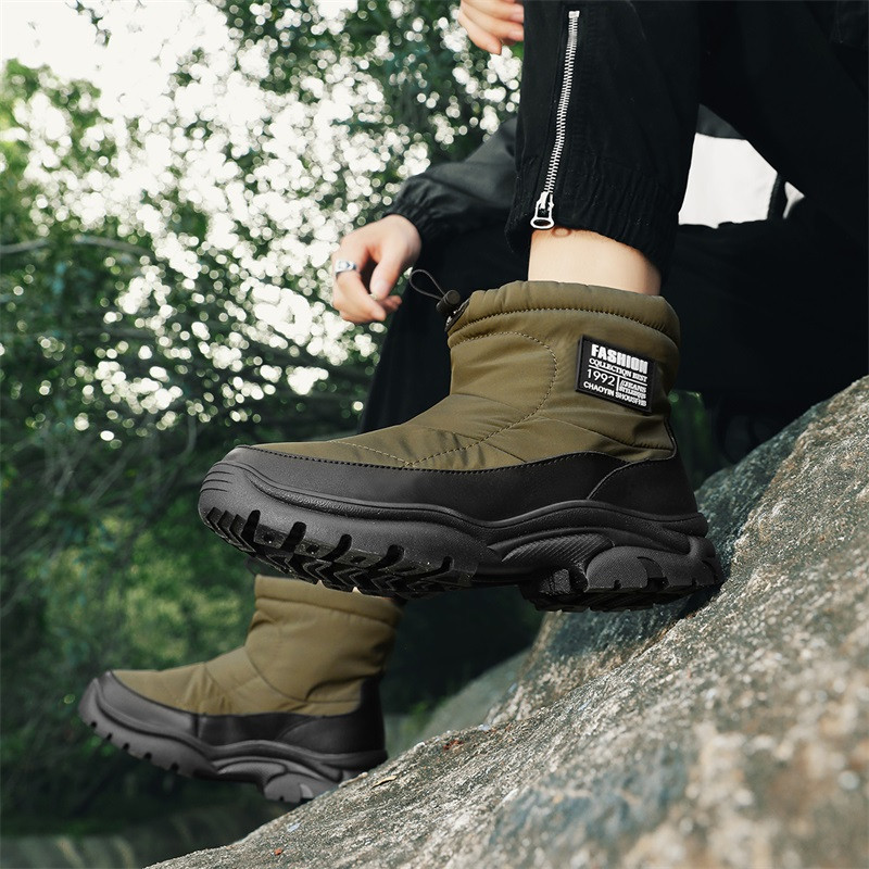 Cizme de bărbați groase Pantofi pentru bărbați Cizme de exterior cu gleznă Banda elastică de iarnă Plus Cizme de zăpadă calde din catifea Pantofi scurti din bumbac anti-alunecare