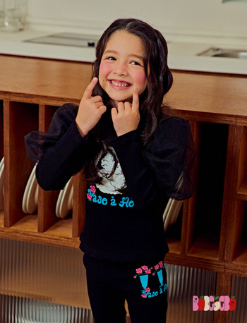 Κοριτσίστικο πουκάμισο με πάτο 2023 Φθινοπωρινό καρτούν με φούσκα μανίκι για κορίτσια μακρυμάνικο μπλουζάκι βαμβακερό μαύρο κολάν Παιδικά ρούχα