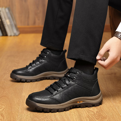 Ανδρικές μπότες casual 2023 Νέα παπούτσια για άντρες Winter Plus Βελούδινα ζεστά βαμβακερά παπούτσια Μπότες με κορδόνια πλατφόρμα στον αστράγαλο Ανδρικές μπότες εξωτερικού χώρου