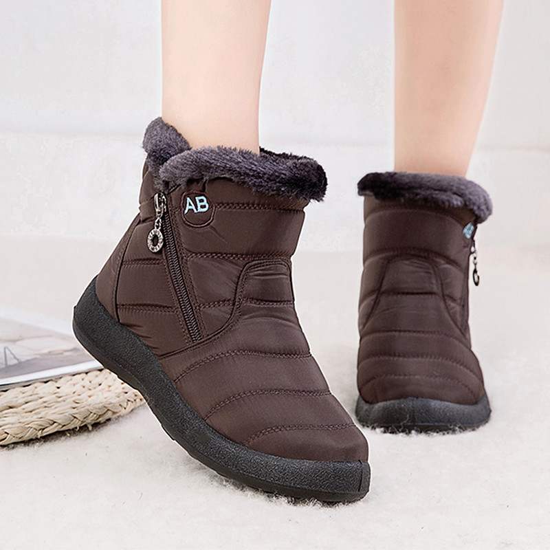 Talvised naiste saapad Paksu põhjaga veekindlad lumesaapad Naiste jalanõud välitingimustes plüüsis, soe platvorm Talvekingad Naiste poolsaapad
