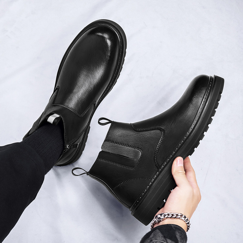 Meeste kõrged moekingad Uued mootorratta- ja poolsaapad Veekindlad saapad Meeste nahkjalatsid Meeste vabaajasaapad Kevad ja sügis