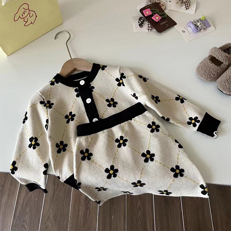 Melario Σετ πουλόβερ για κορίτσια 2023 Φθινόπωρο/Χειμώνα Σετ Κοριτσίστικο πουλόβερ με εμπριμέ διαμάντι Ζακέτα+κοντή φούστα δύο τεμαχίων γλυκό