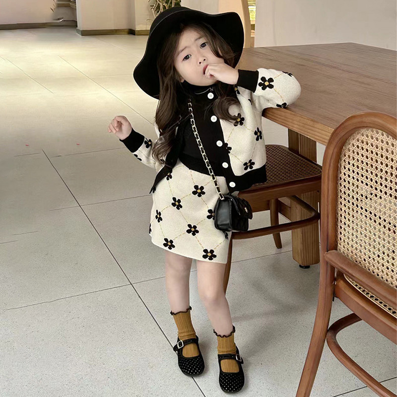 Melario Σετ πουλόβερ για κορίτσια 2023 Φθινόπωρο/Χειμώνα Σετ Κοριτσίστικο πουλόβερ με εμπριμέ διαμάντι Ζακέτα+κοντή φούστα δύο τεμαχίων γλυκό