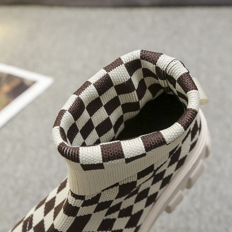 Φτηνά γυναικεία παπούτσια Ασπρόμαυρα καρό μόδας πλεκτό ύφασμα Μπότες με χοντρή σόλα Μεγάλο μέγεθος σποτ