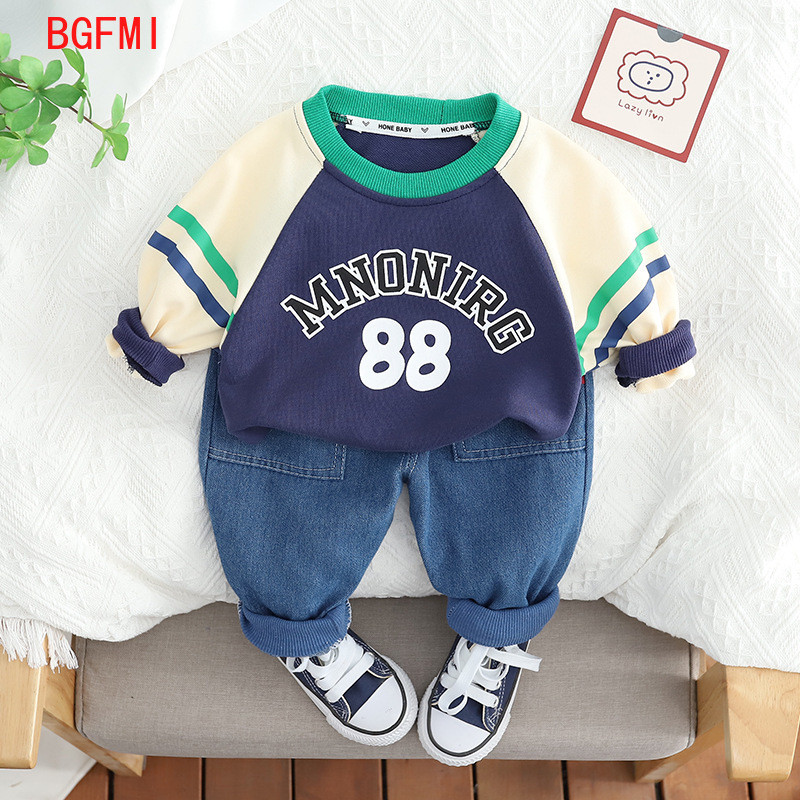 Κορεατικά βρεφικά ρούχα φθινοπωρινή άνοιξη παιδικό τοπ και κάτω σετ με μακρυμάνικο εμπριμέ γράμμα Φούτερ Τζιν παντελόνι Κοστούμι δύο τεμαχίων