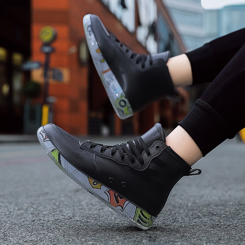 Meeste vihmasaapad Mood Trendikad alasti saapad Libisemisvastased Töökokakingad Vastupidavad veekindlad kummist kalastusjalatsid Meeste tossud 2023Uued