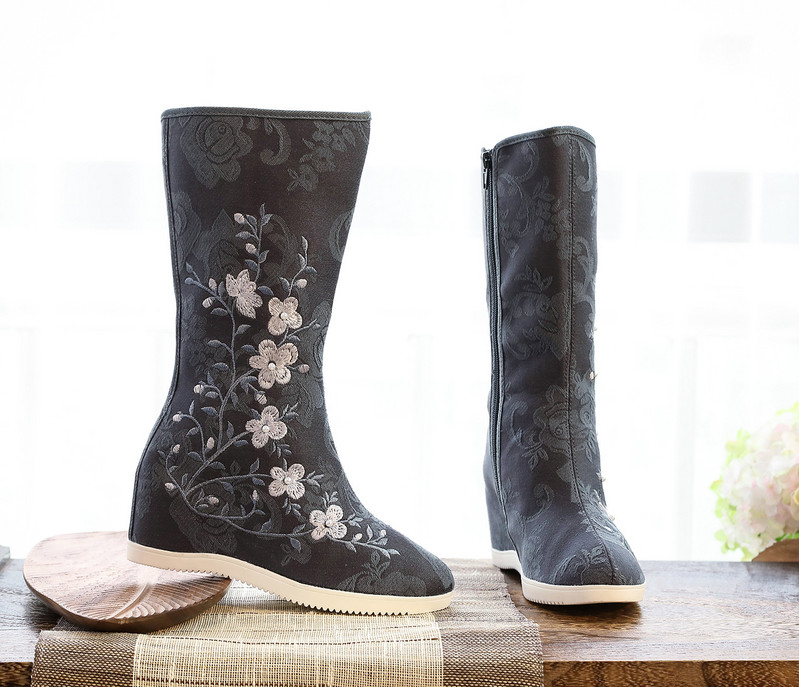 2023 Winter New Antique Boots Γνήσιες κεντημένες μπότες Τετράγωνες μπότες χορού Jacquard βαμβακερές μπότες Hanfu Γυναικεία παπούτσια