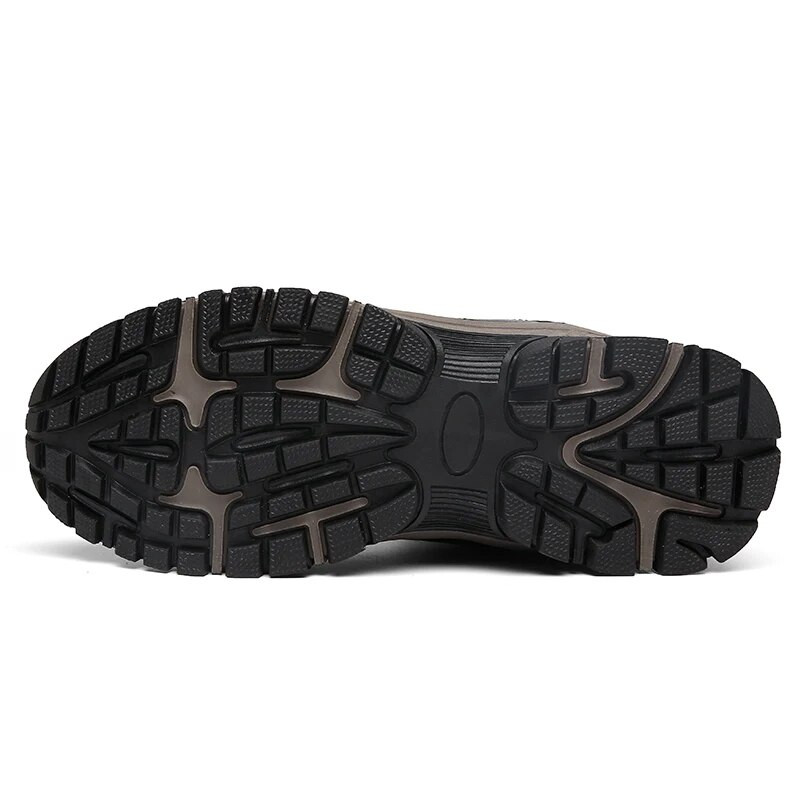 Nahast poolsaapad meestele paeltega pehmed soojad lumesaapad Luksuslikud talvekingad Meeste jalatsid Vabaaja puuvillased saapad Mees