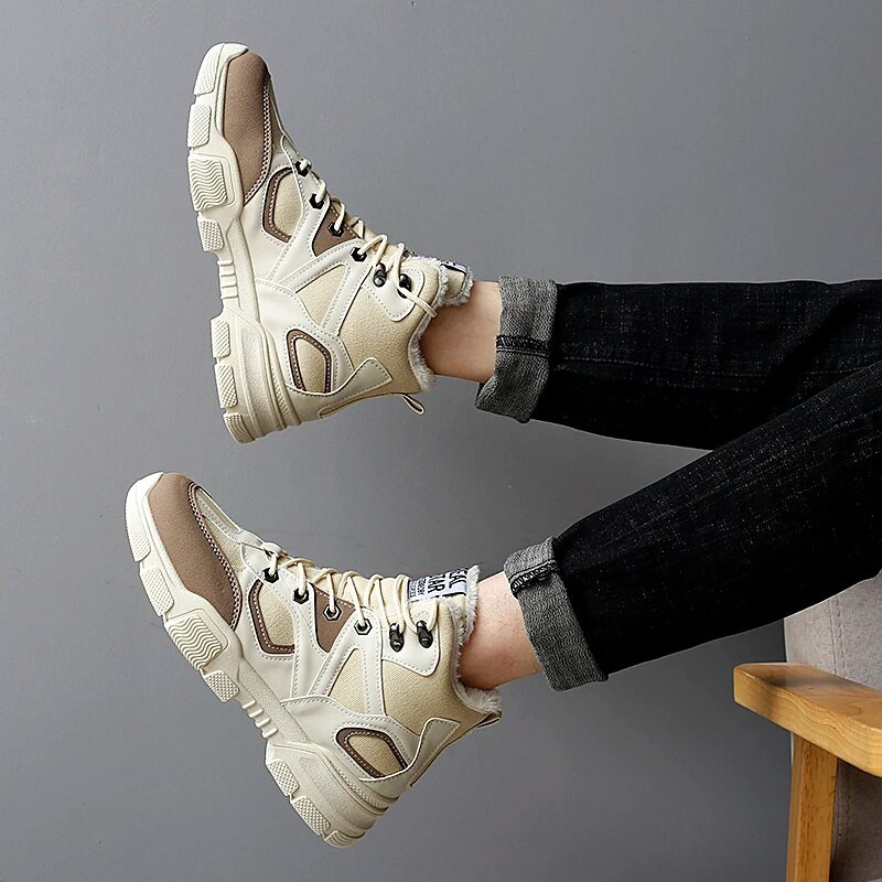 Talvised meeste saapad, nööriga plüüsis soe karusnahk Lumesaapad Meeste välitöö vabaajajalatsid meeste sõjajalanõud kummist poolsaapad meestele