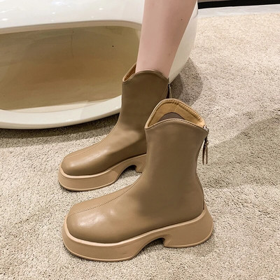 Sügistalv 2023 Chelsea naiste platvormsaapad pruunid mustad beežid valged lühikesed saapad naiste lühikesed karusnahast tursked gooti punk-kingad