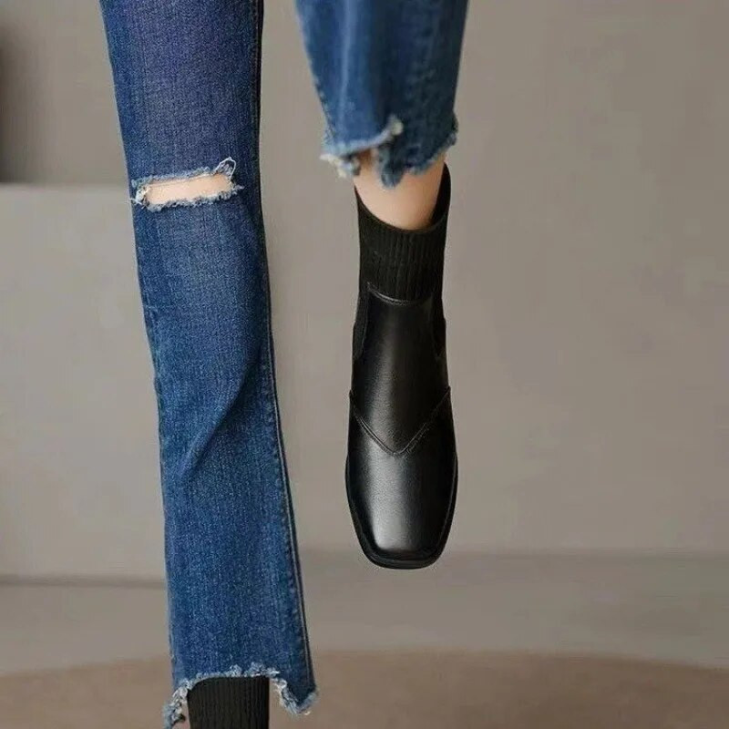 Γυναικεία χειμερινή μπότα με σφήνα τακούνι μόδας και αισθητική με μυτερή πλεκτή μαλακή και άνετη αναπνεύσιμη σόλα από καουτσούκ2023 Νέο