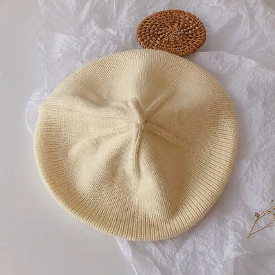 Aranyos cseresznye bébi svájcisapka egyszínű meleg kötött sapka csecsemő fiú lány koreai téli gyerekek művész festő sapkák motorháztető