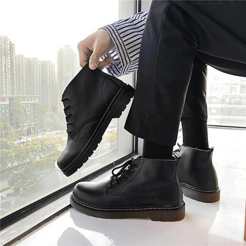 Мъжки ботуши с връзки до средата на прасеца 2023 Обувки за мъже Ежедневни мъжки ботуши с плосък ток Горещи продавани неплъзгащи се, устойчиви на износване ботуши за ходене