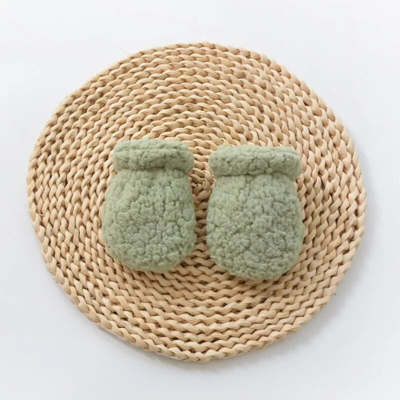 Sügistalvised soojad lastekindad kindad Ühevärvilised Euroopa stiilis kriimustusvastased näokindad beebipoistele