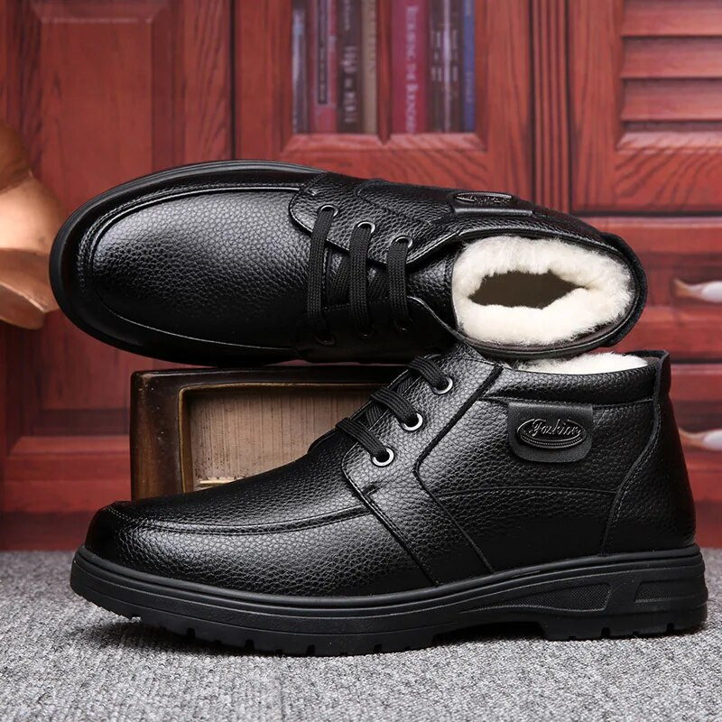 Pluss Velvet meeste saapad 2023 Meeste kingad Talvised pahkluuni soojad puuvillased kingad Äripaeltega libisemiskindlad lühikese toruga meeste saapad