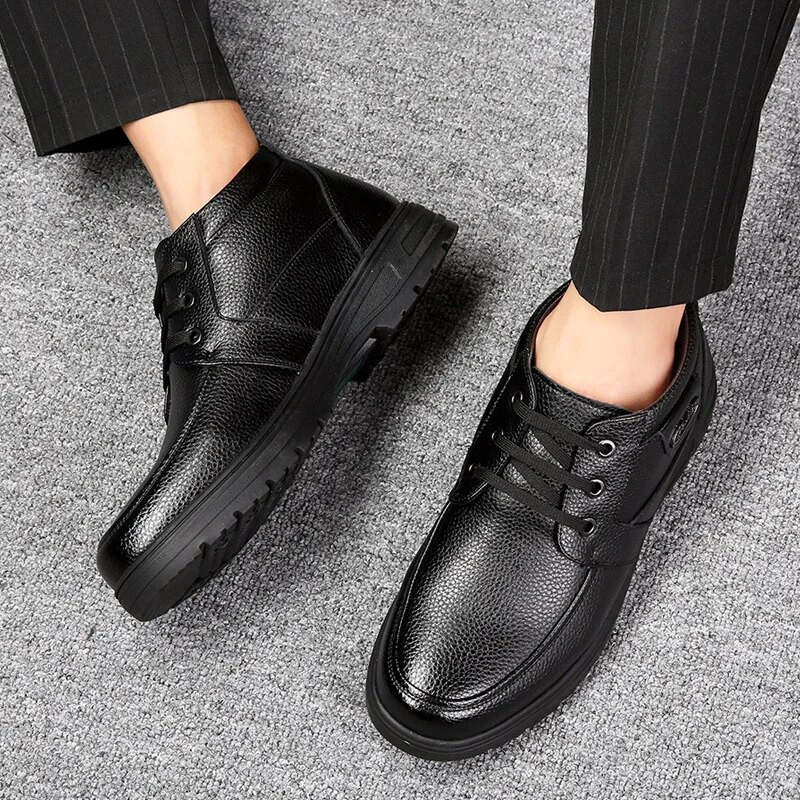 Pluss Velvet meeste saapad 2023 Meeste kingad Talvised pahkluuni soojad puuvillased kingad Äripaeltega libisemiskindlad lühikese toruga meeste saapad