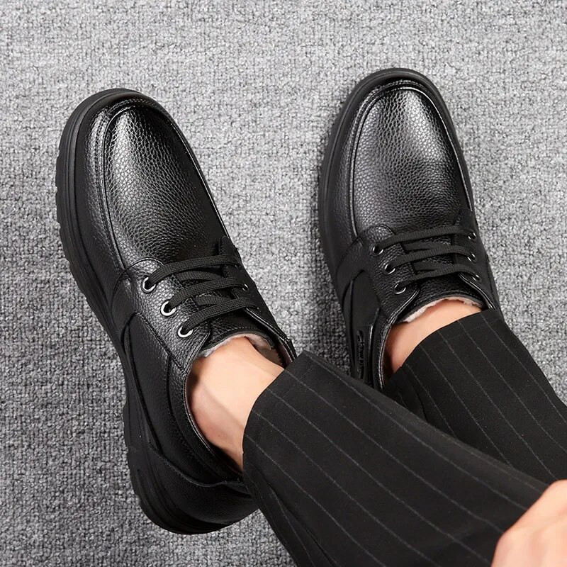 Pluss Velvet meeste saapad 2023 Meeste kingad Talvised pahkluuni soojad puuvillased kingad Äripaeltega libisemiskindlad lühikese toruga meeste saapad