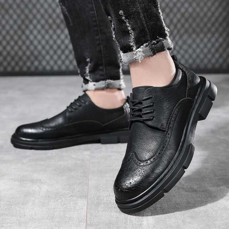 2023 British Casual single παπούτσια Δερμάτινα παπούτσια Επίσημα παπούτσια Νέα ανδρικά παπούτσια Δερμάτινα δερμάτινα παπούτσια από δέρμα αγελάδας Ανδρικά άνετα παπούτσια