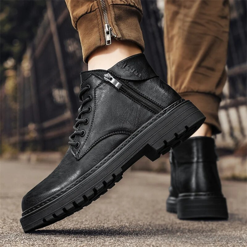 Ανδρικές μπότες με πλαϊνό φερμουάρ 2023 Νέα ανδρικά παπούτσια PU Flat mid-top ανδρικές μπότες casual χρώμα που ταιριάζουν Ευέλικτες μπότες μοτοσικλέτας Zapatos