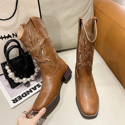 Stil occidental 2022, la modă, broderie din piele, cizme de femeie la jumătatea gambei, cizme de cowboy cu vârf pătrat până la genunchi.