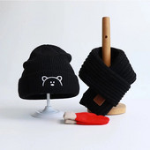 Lastekomplekt Sügis/talv poistele/tüdrukutele Tikitud müts Sall Kindad Kolmeosaline kootud villane müts multikas soe