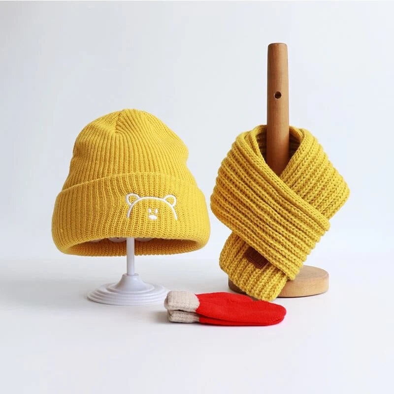 Lastekomplekt Sügis/talv poistele/tüdrukutele Tikitud müts Sall Kindad Kolmeosaline kootud villane müts multikas soe