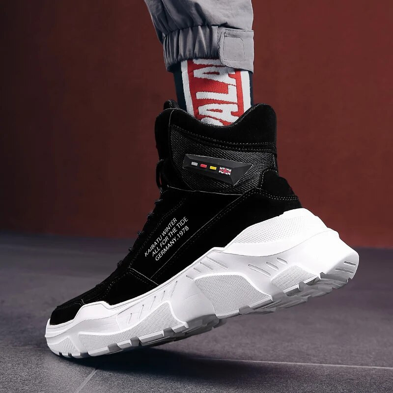 Férfi téli hócsizmák meleg boka alkalmi cipők magas felső, vaskos tornacipők férfi kültéri lábbelik könnyű férfi vastag alsó cipők