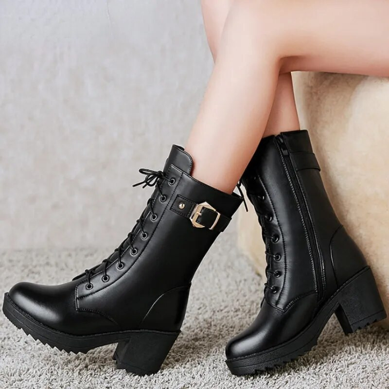 Uued talvised kõrge kontsaga naiste talvesaapad Paks villased soojad naiste sõjaväesaapad Kvaliteetsed naiste lumesaapad