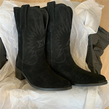 2022 Νέες γυναικείες μπότες Western Cowboy Γυναικεία παπούτσια με ανάγλυφο καστόρι Γυναικείες μπότες με τακούνι Chunkys στη μέση της γάμπας