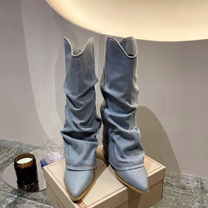 2023. aasta sügisene paksu kontsaga terava ninaga kauboisaapad, sinist reie kõrged naiste saapad, tänavastiilis ratsusaapad