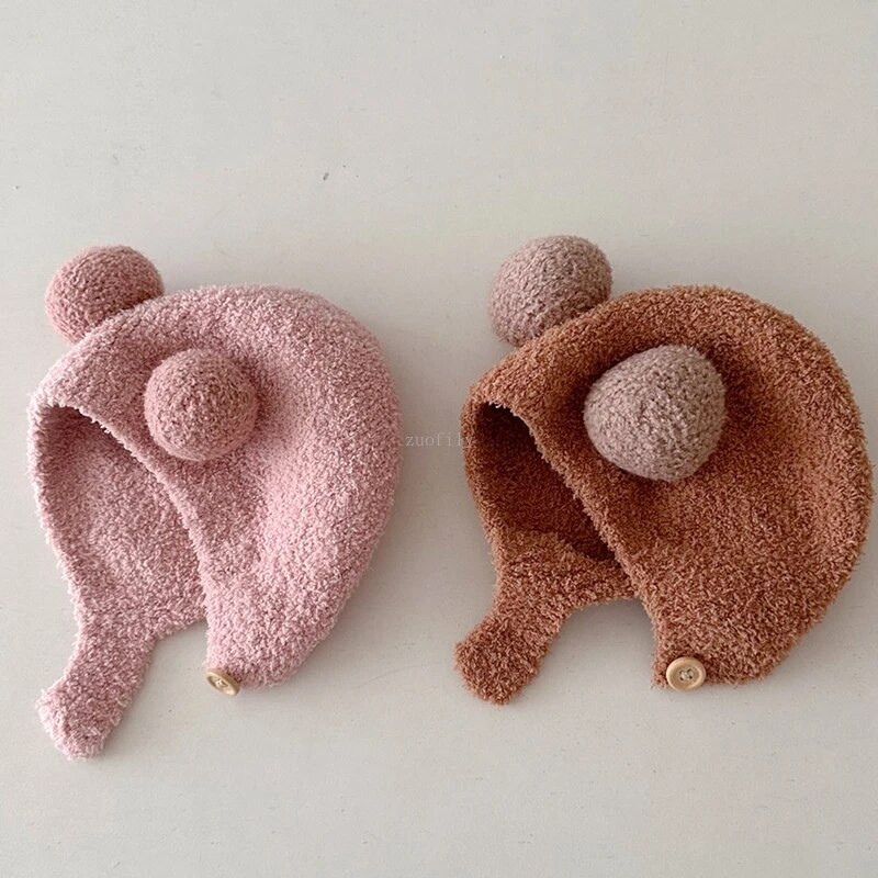 Χαριτωμένα χειμωνιάτικα ζεστά παιδικά κορίτσια Αγόρια Καπέλα μωρού Fleece μαλλί καπέλα στριφώματος με μπάλα μασίφ μαλλί προστατευτικά καπέλα αυτιών Μαλακό καπό νεογέννητου
