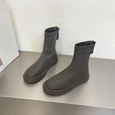 Femeie Cizme Plate Pantofi Femeie Cizme cu vârf rotund-Feme Jos Dama Negru Mid-Galf 2023 Cauciuc Rock Mid-Calf Lolita Toamna Slip-On F
