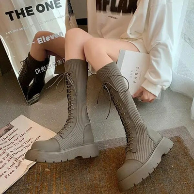 Femeie Cizme Plate Pantofi Femeie Cizme cu vârf rotund-Feme Jos Dama Negru Mid-Galf 2023 Cauciuc Rock Mid-Calf Lolita Toamna Slip-On F