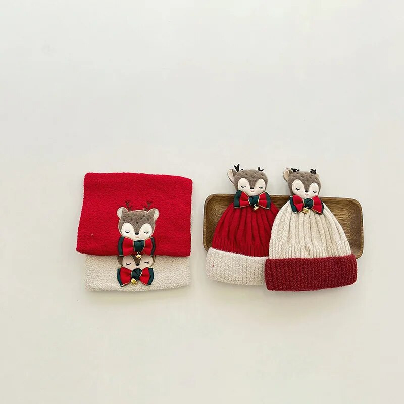 Χειμωνιάτικα μωρά αγόρια και κορίτσια ζεστό βαμβακερό πλεκτό χριστουγεννιάτικο καπέλο Φουλάρι σετ άλκες κέντημα μικρό κουδούνι Καπέλα χριστουγεννιάτικο δώρο