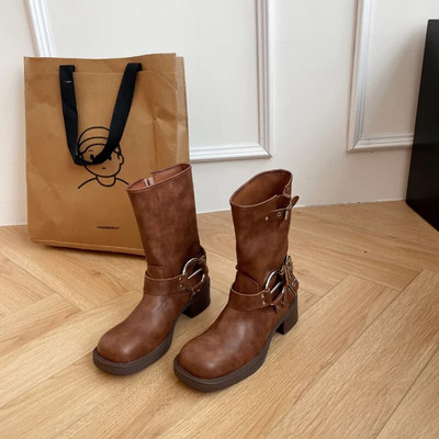 Πόρπη ζώνης Western Cowboy Μπότες Φθινόπωρο, Χειμώνας Ρετρό Πανκ Στρογγυλό Δάχτυλο Μπότες με χοντρό τακούνι στη μέση της γάμπας Μόδα πολυτελή δερμάτινα γυναικεία παπούτσια