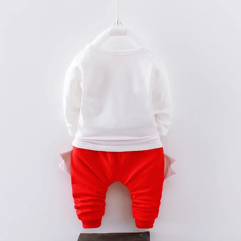 Drabužių rinkiniai kūdikiams berniukams 2023 m. pavasario vaikams animacinių filmų dinozaurų rūbai gimtadienio progai kostiumai madingi marškiniai + kelnės 3 vnt.