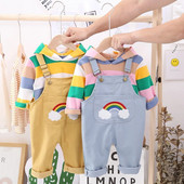 Beebipoiste ja tüdrukute triibuline pikkade varrukatega kapuutsiga T-särk vabaaja rihmaga püksid 2 tk. Kevade ja sügise uus laste kampsun mütsikomplektiga