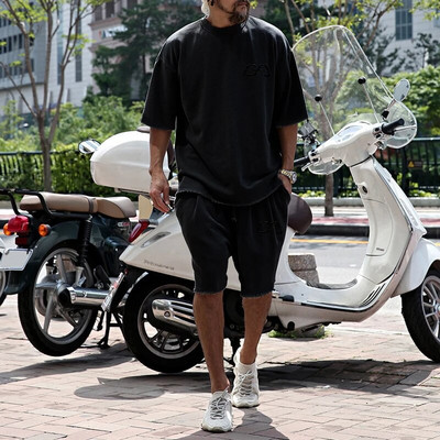 Tinuta barbat vara Seturi scurte din bumbac Tricou cu decolteu O pentru barbati Trening Barbat Oversized Casual Kit Sport Imbracaminte pentru barbati Set 2 piese
